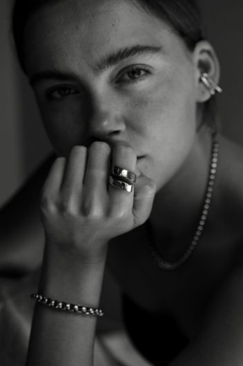 Clasp Ring