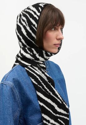 FW26 One Wool Frika Zebra Hooded Scarf