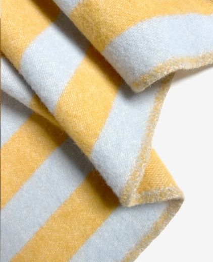 Candy Wrap Blanket- 130 x 200 cm, Color: Blue Honey