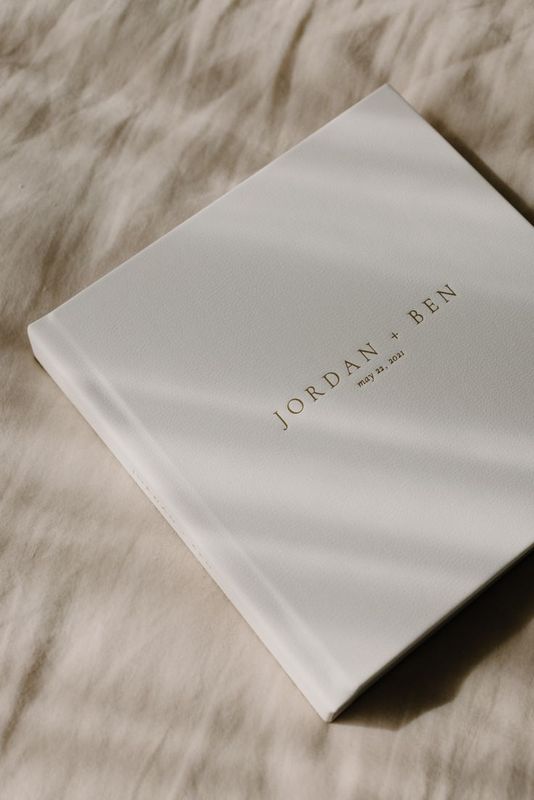 WEDDING GUESTBOOKS