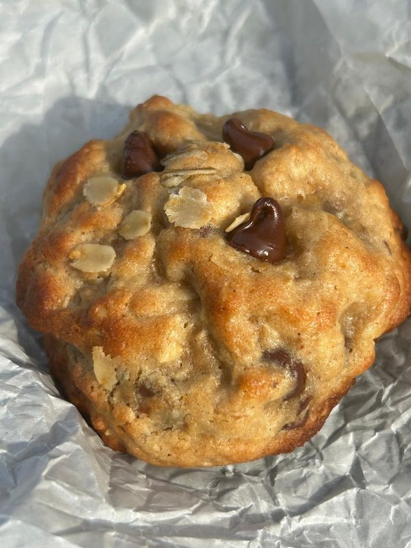 OATMEAL CHOCOLATE CHIP   COOKIE