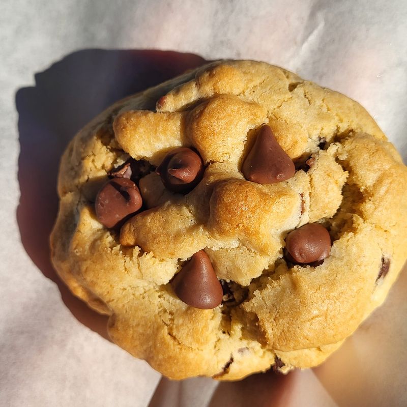 CHOCOLATE CHIPS  (GLUTEN-FREE) - NY STYLE COOKIES