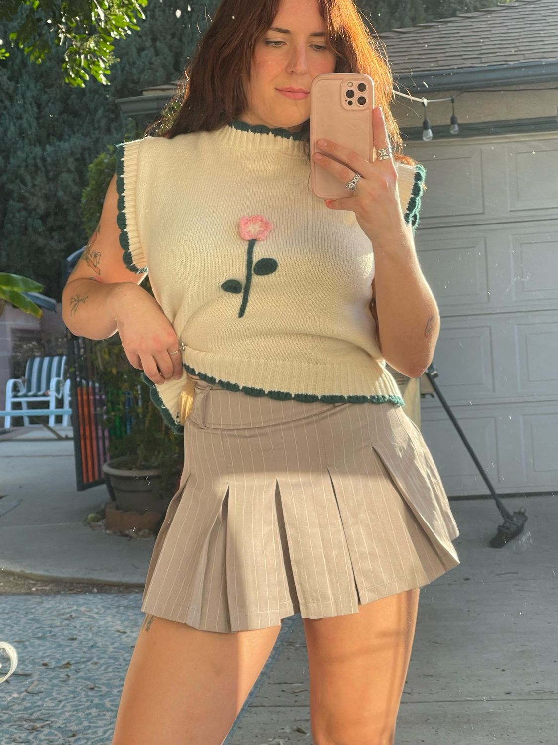 pleated skirt