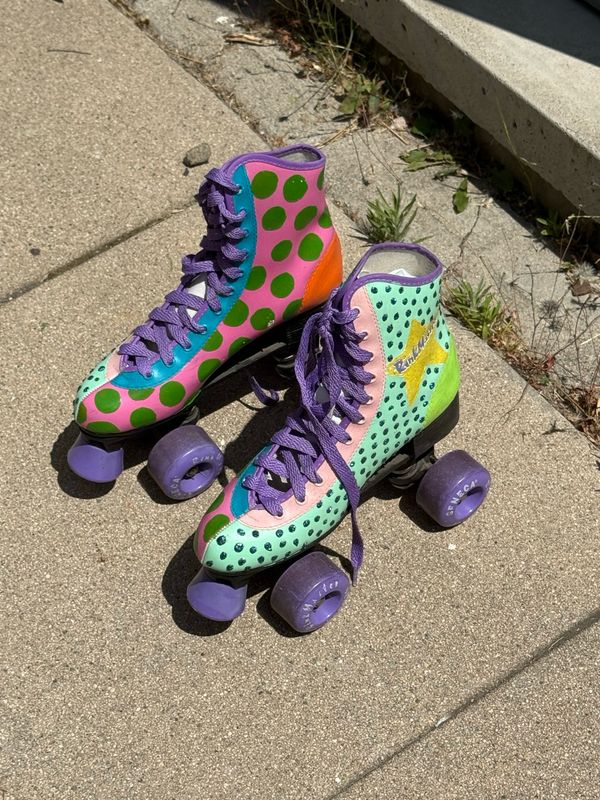 hand painted rinkmaster roller skates