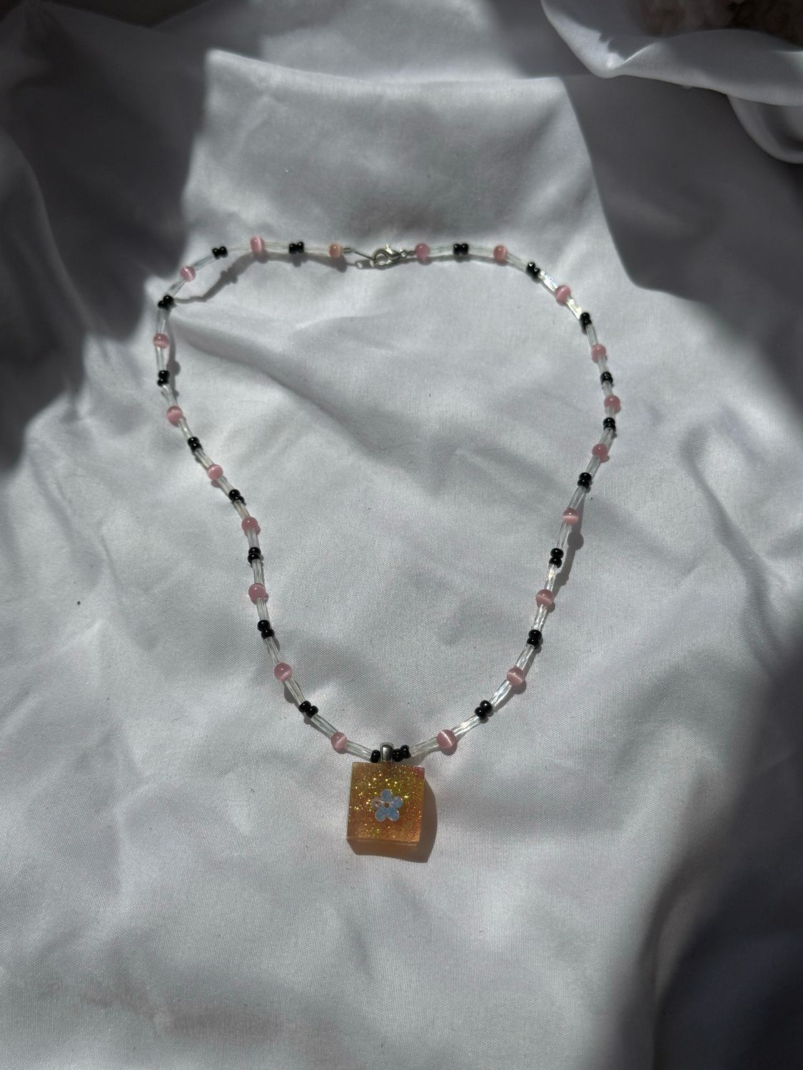 resin flower beaded necklace