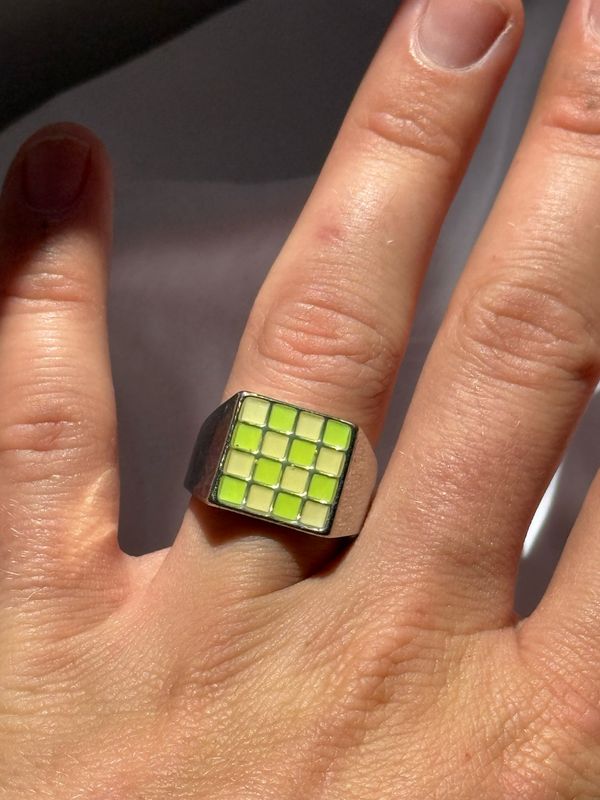 enamel checker ring- size 8