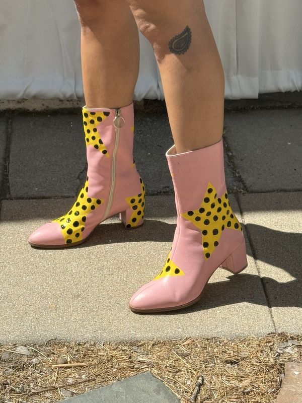 you&#39;re a star gogo boots (size 9.5)