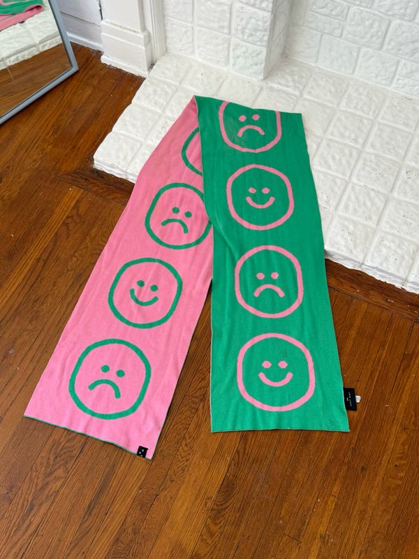 reversible lazy oaf scarf