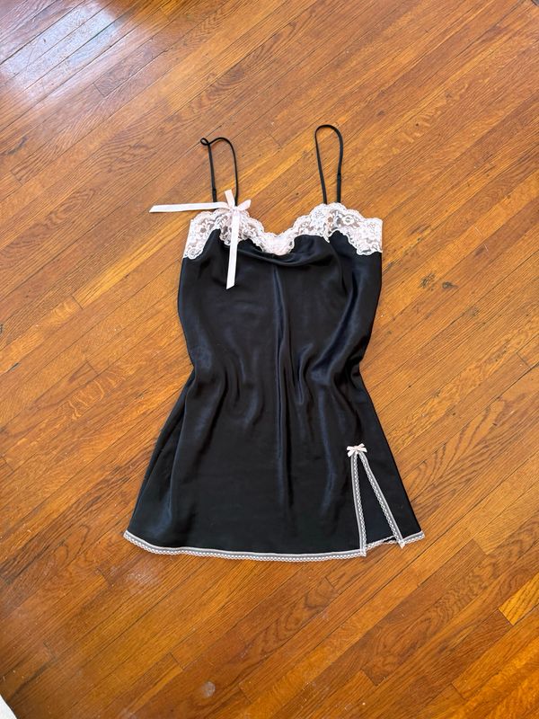 vtg Victoria’s Secret slip