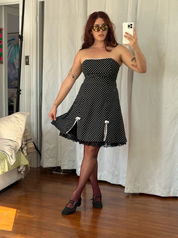 polka dot 50’s dress