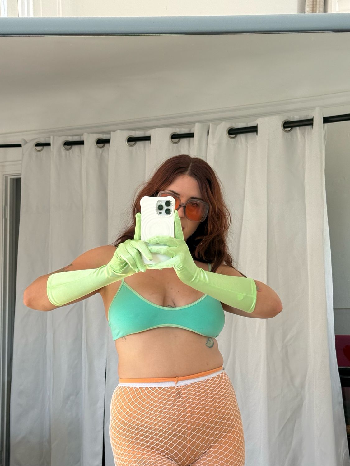 mint gloves