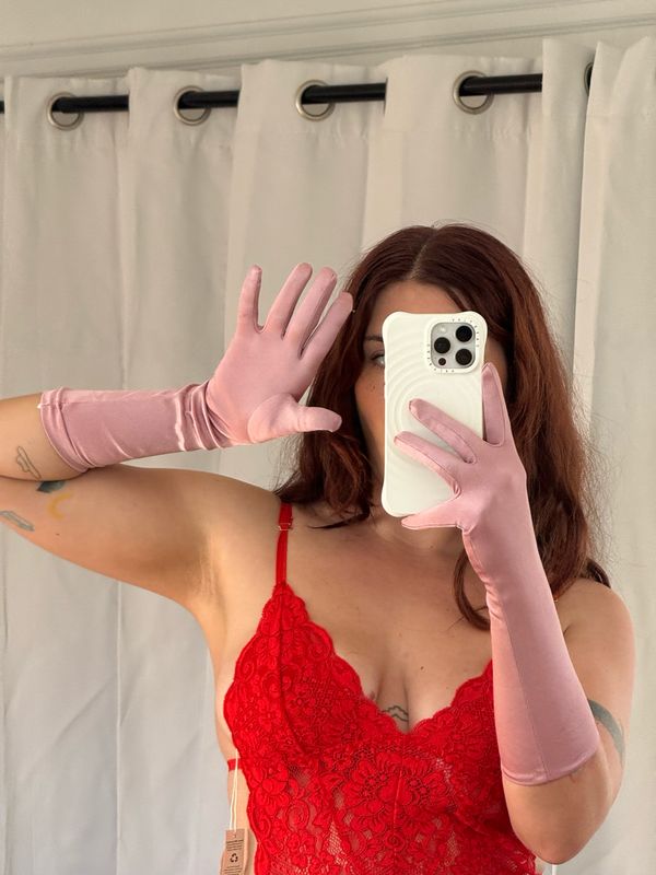 dusty rose gloves
