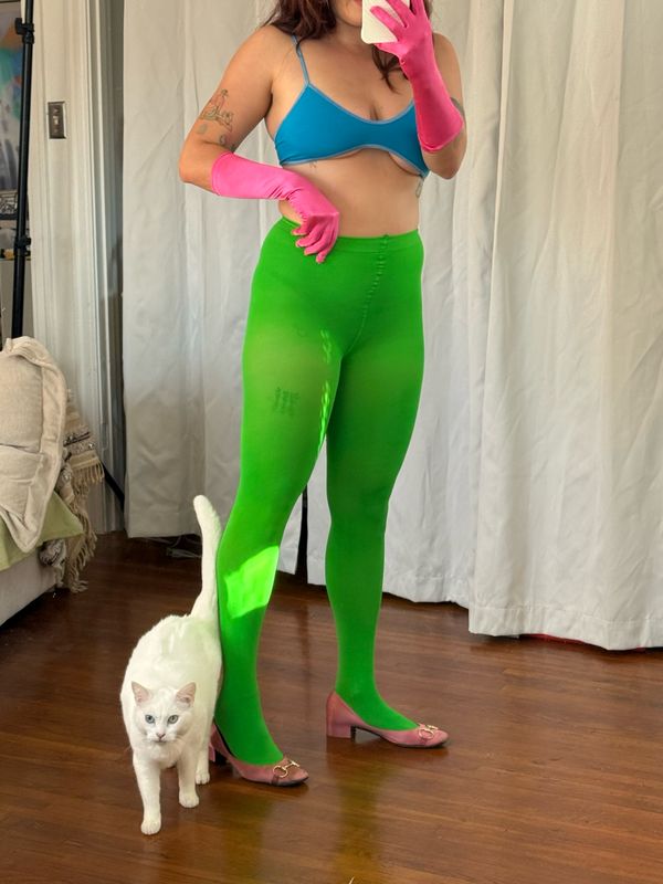 green tights