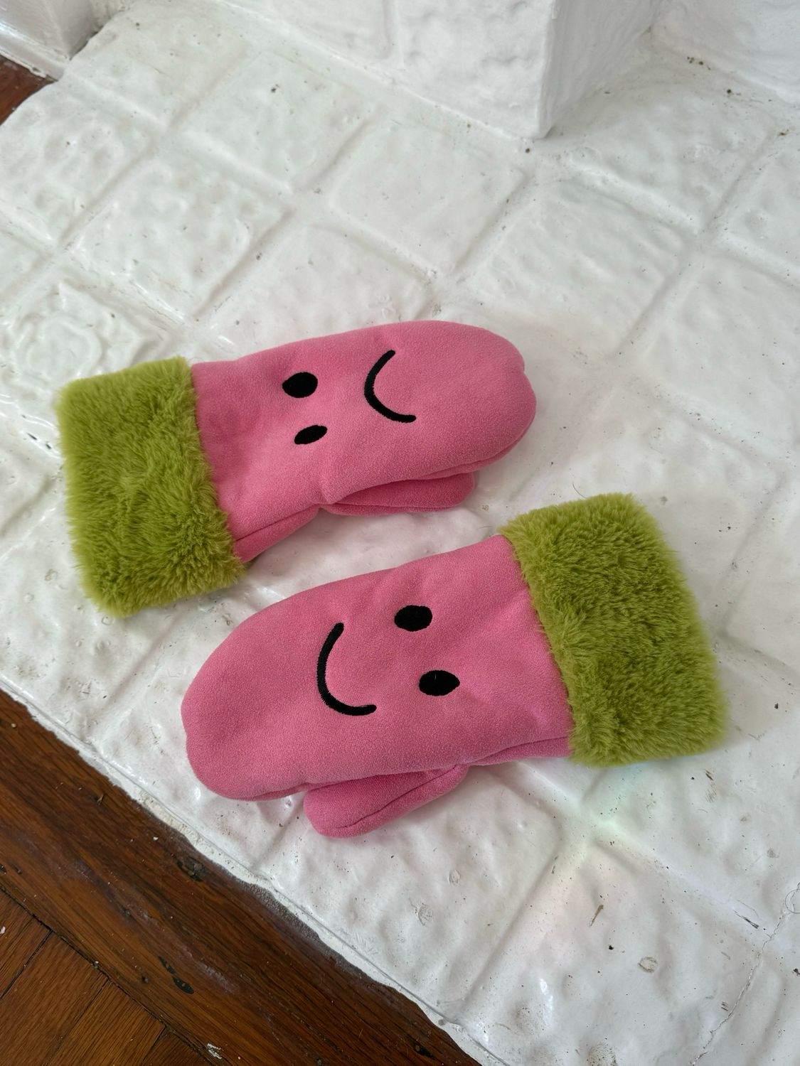 lazy oaf mittens