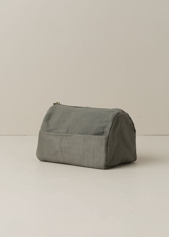 Journey Toiletry bag- Canvas