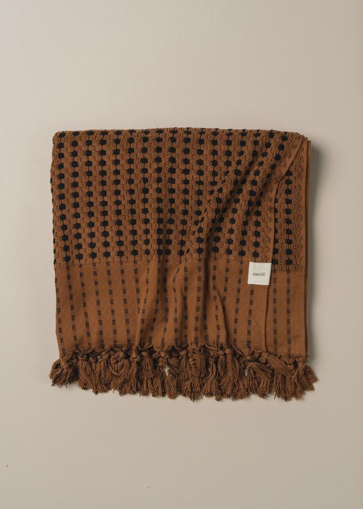 Chickpea Bath Sheet- Chocolate/Black