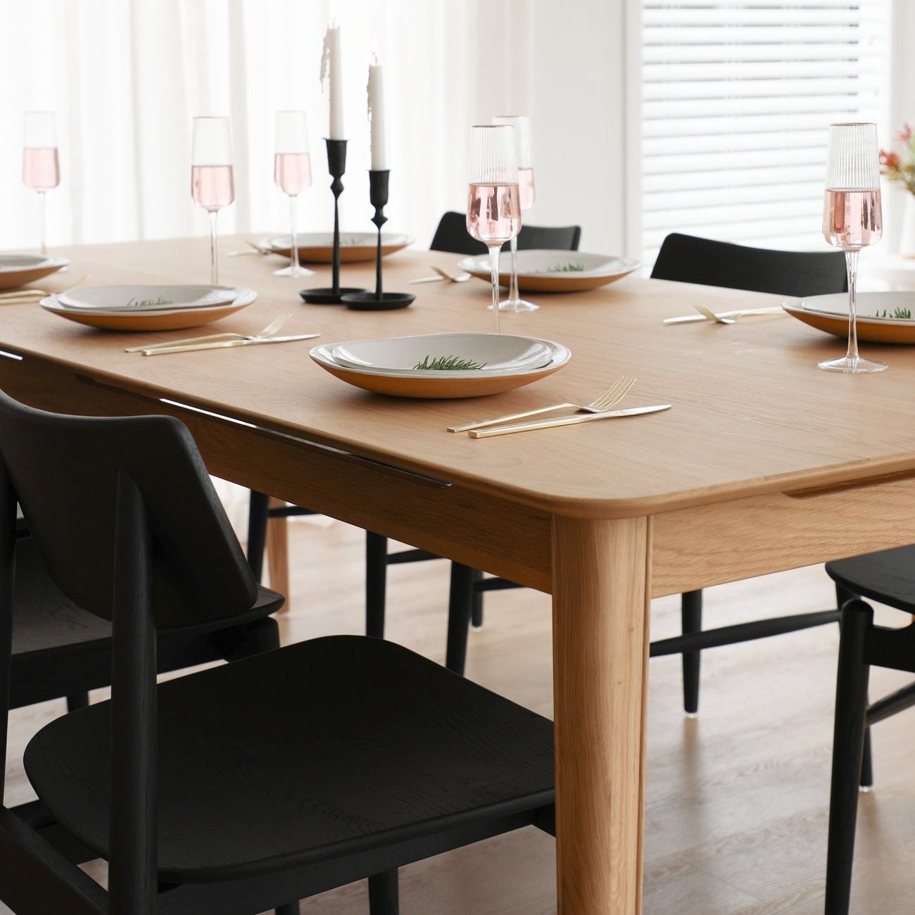 Rokke Dining Table 180cm -Oak