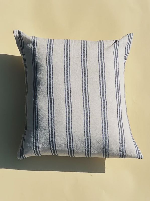 Sapphire cushion filled