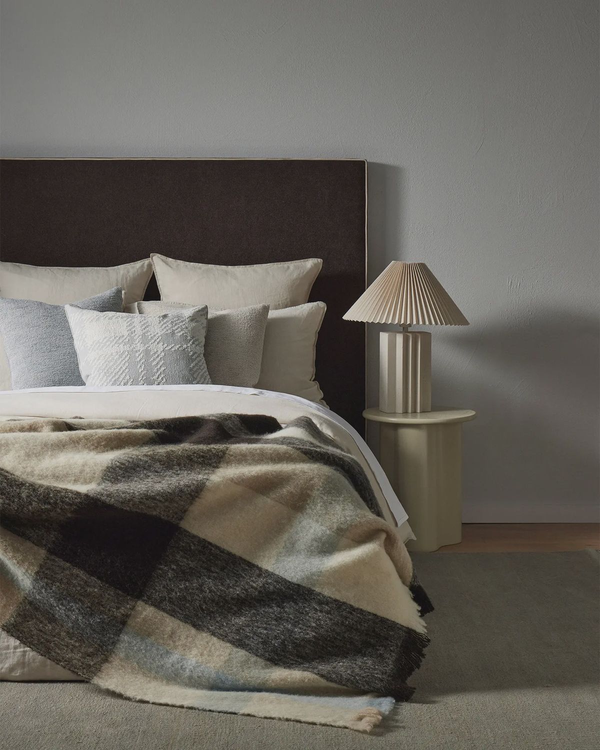 Kinloch Throw- Cocoa