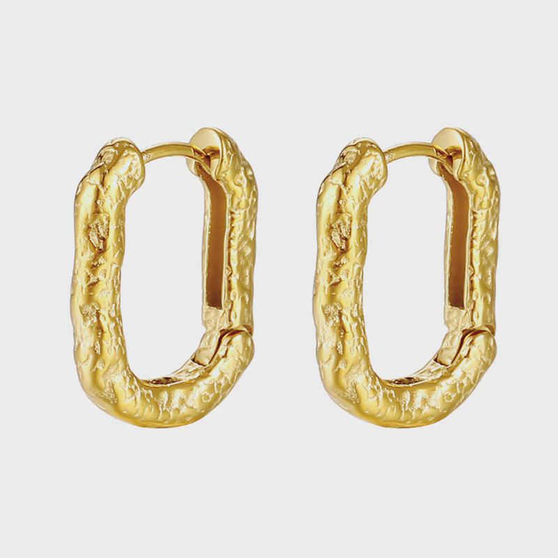 Bobbi Hoops