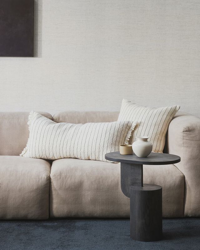 Niseko Milk Long Cushion