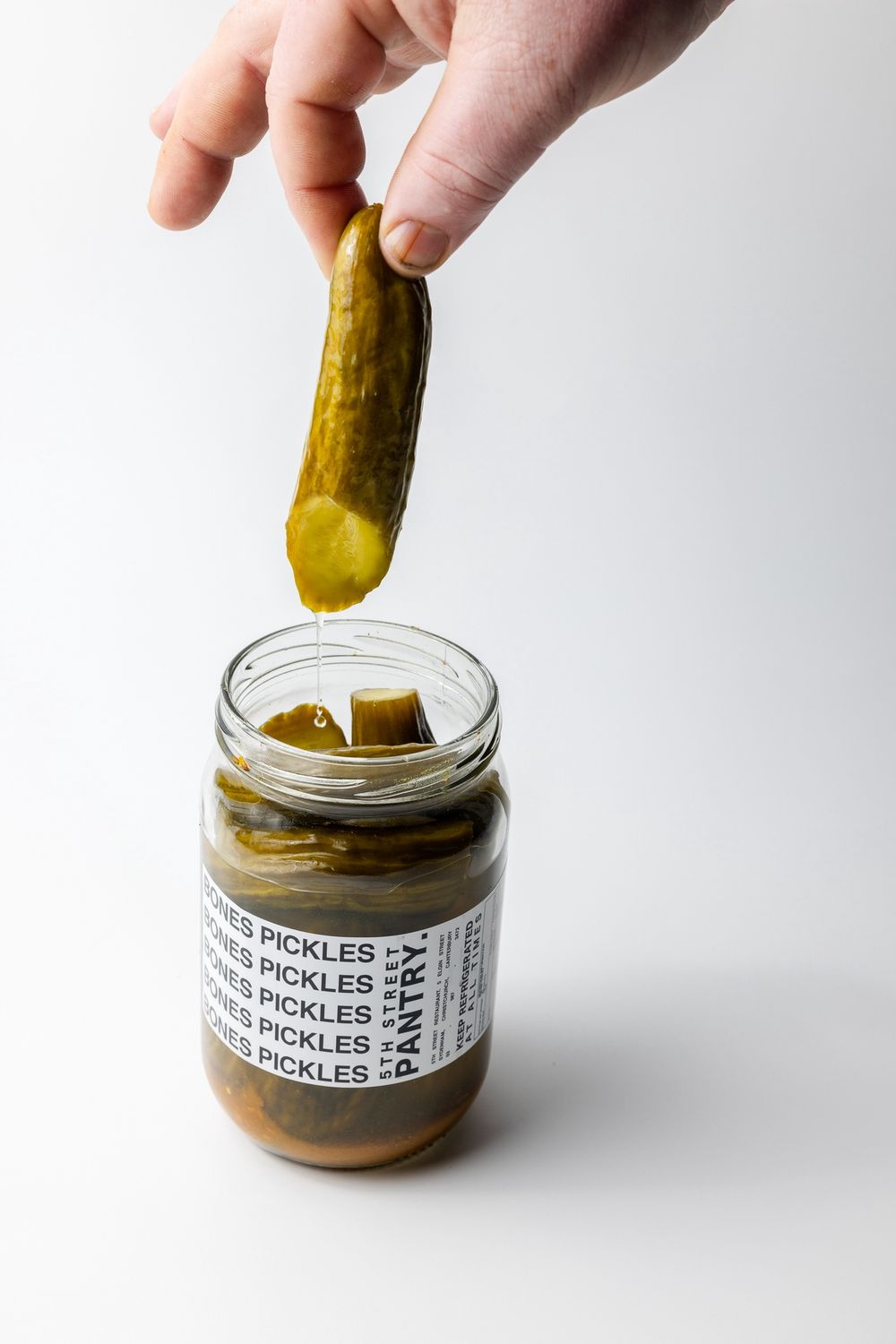 Bones Curley Whole Pickles 700ml