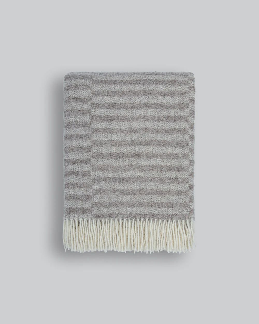 Noah Throw- Oatmeal
