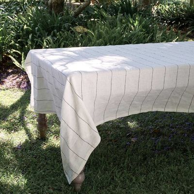 Table runners &amp; Cloths