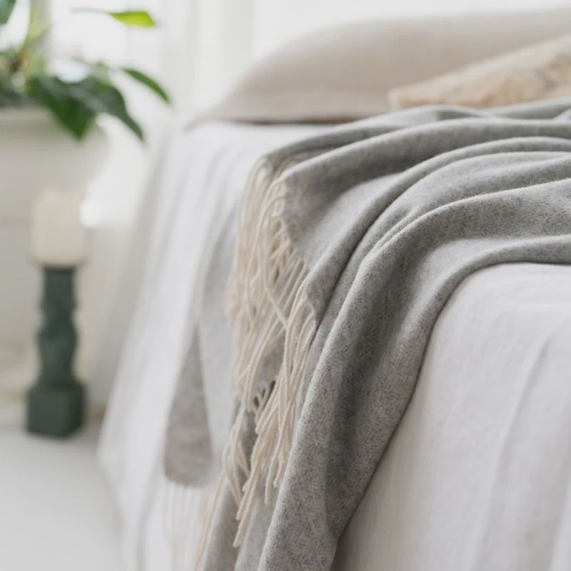 Bach Throw Blanket XL- Mist