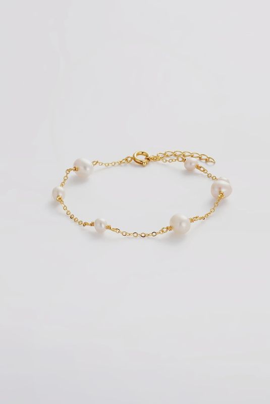 Luna Pearl Bracelet