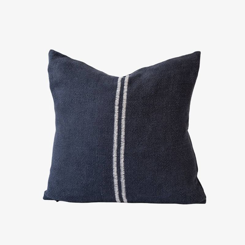 Orion Midnight/White 50x50