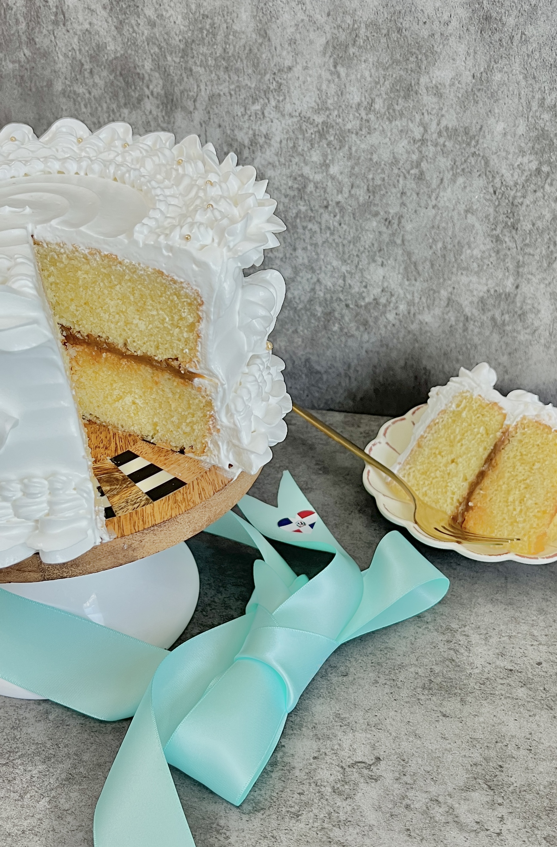 Bizcocho Dominicano (L)