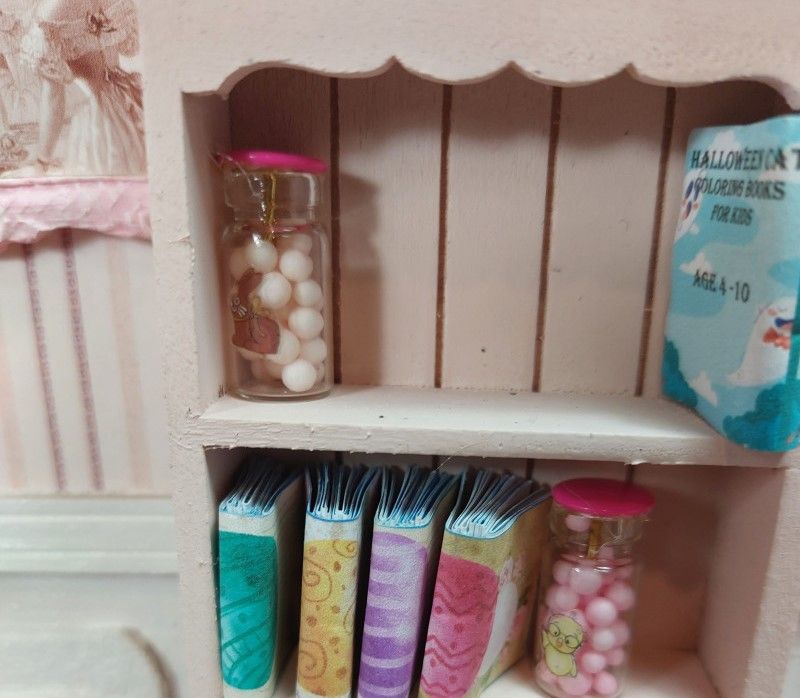 Casa de Muñecas 1:12. Lote 4 libros con ilustraciones PASCUA.