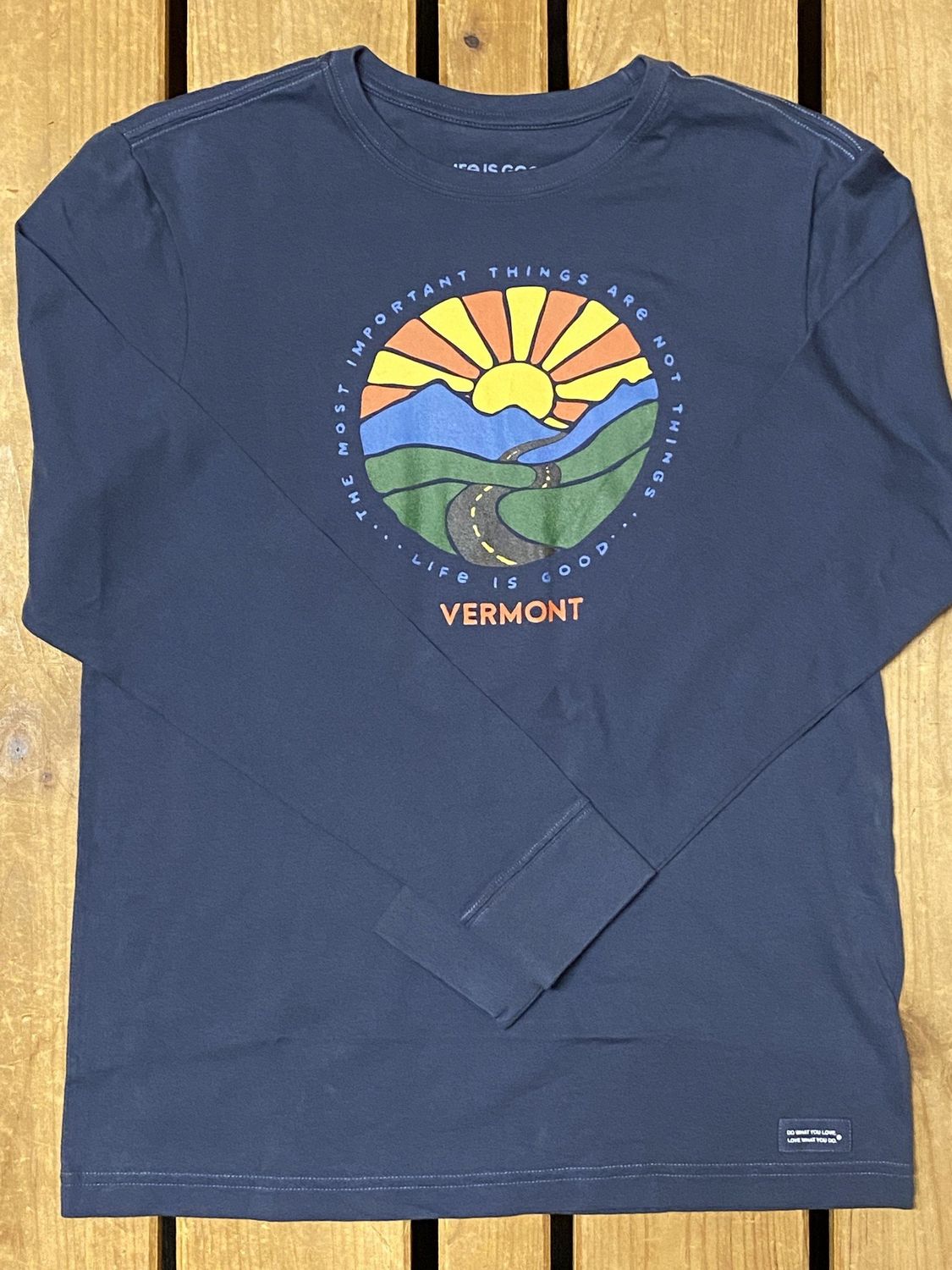 2023 LIG VT M LS CRUSHER TEE CIRCLE VISTA , Color: Darkest Blue, Size: Small