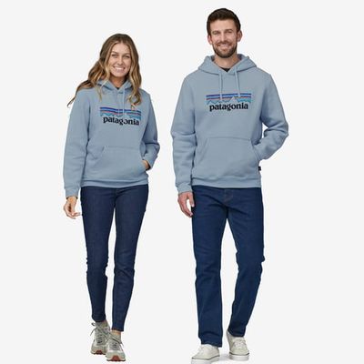 24 Patagonia P-6 Logo Uprisal Hoody