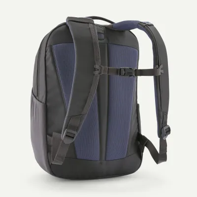 26 Patagonia Atom Day Pack