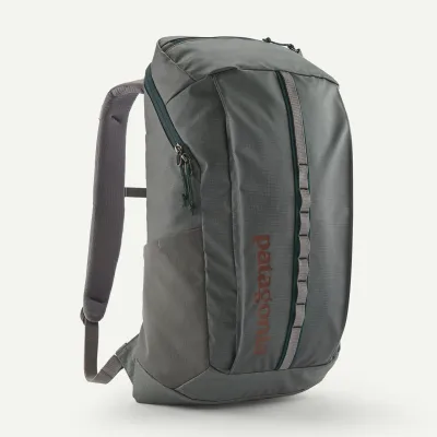 26 Patagonia Black Hole Pack