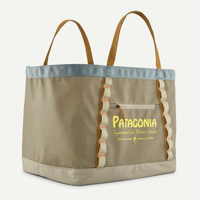 26 Patagonia Black Hole Gear Tote