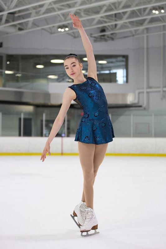 674 Mondor Dress (Adult)
