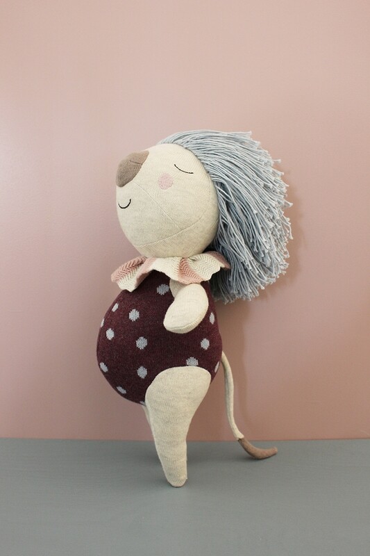 SALE AVA&amp;YVES Löwe Yannie