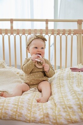 Babykleidung und Accessoires