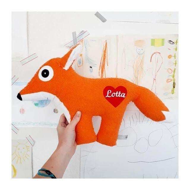 Art.K-Design Kuscheltier Fuchs mit Namenszug auch als Spieluhr