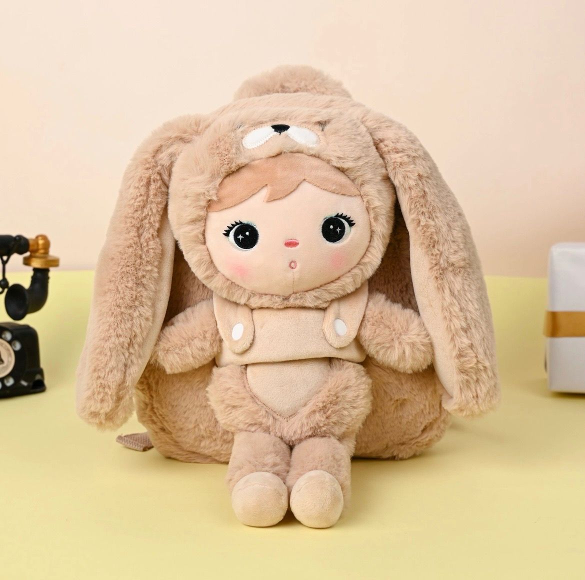 ​Metoo Carmel-beige Bunny-Rucksack mit einem herausnehmbaren Metoo-Plüschtier