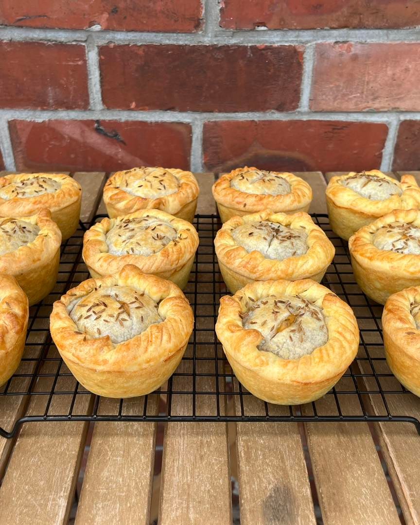 6 Pack Pies