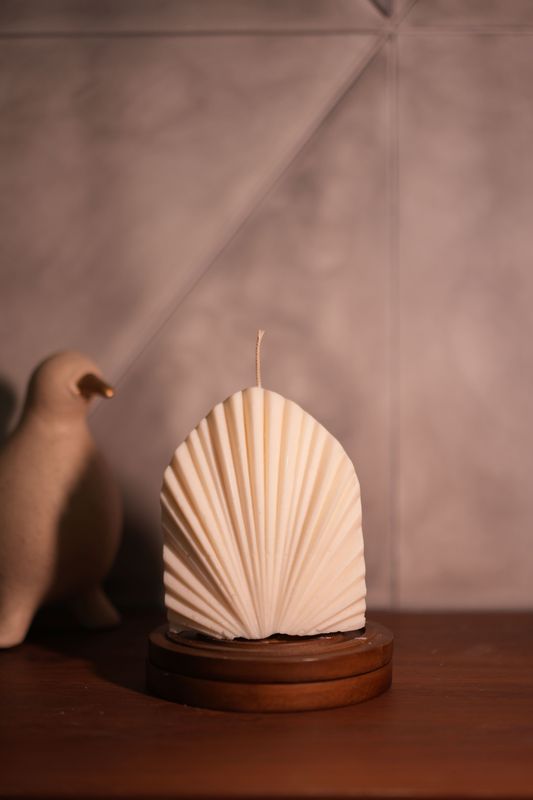 Palm Candle