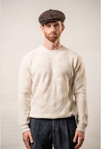 Franck La Scelta 100% Wool Italian Sweater (off-white) Franck La Scelta 100% Wool Italian Sweater (off-white)