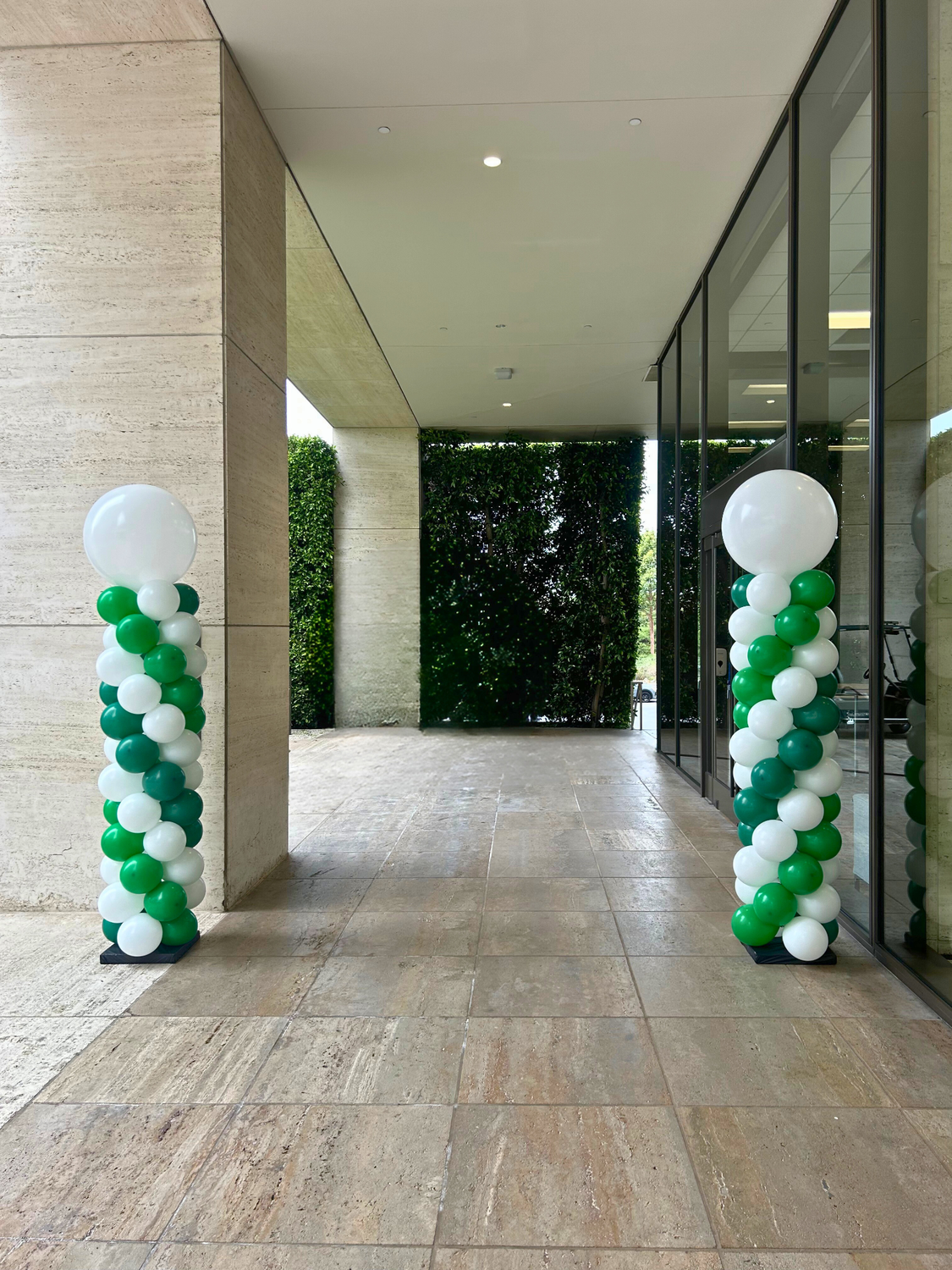 Balloon Column
