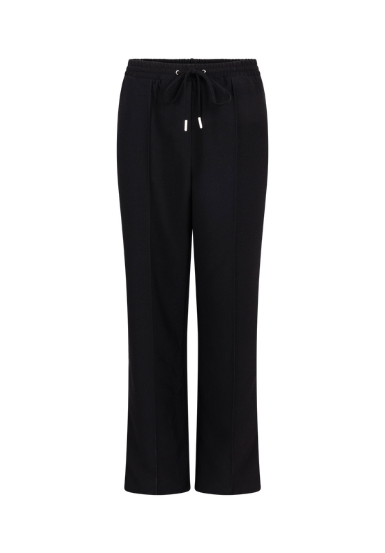Esila Black
