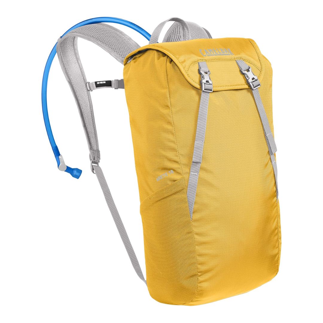 Arete 18 Hydration Pack 50 oz., Color: Safron/Silver