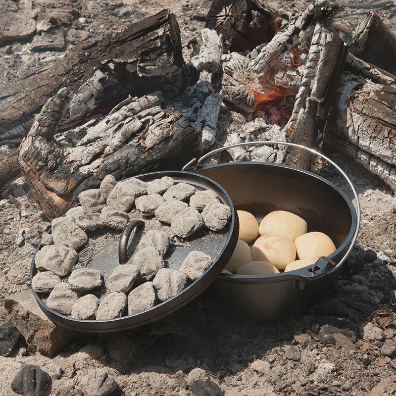 Lodge Camp Dutch Oven